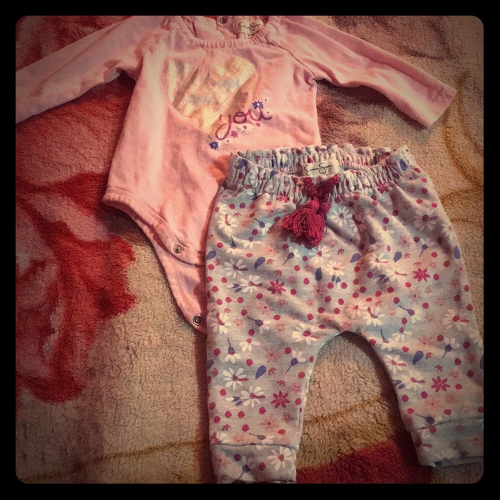 0-3 months Jessica Simpson 2 piece outfit